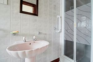 En-Suite- click for photo gallery